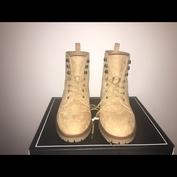 SIZE 5.5 LACE UP SUEDE BOOTIES $20 - Picture 2 of 4